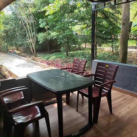 מסינאגודי Green Hills Farm And Guest House מראה חיצוני תמונה